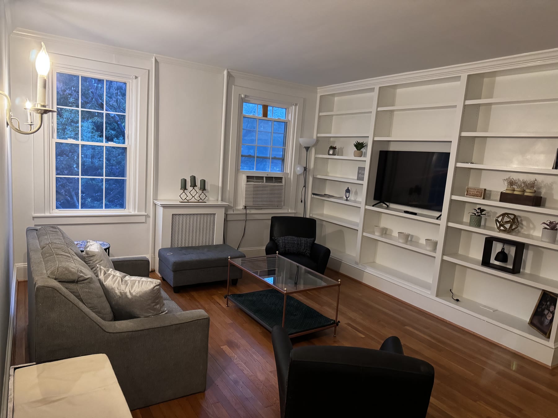 The Lincoln F living room