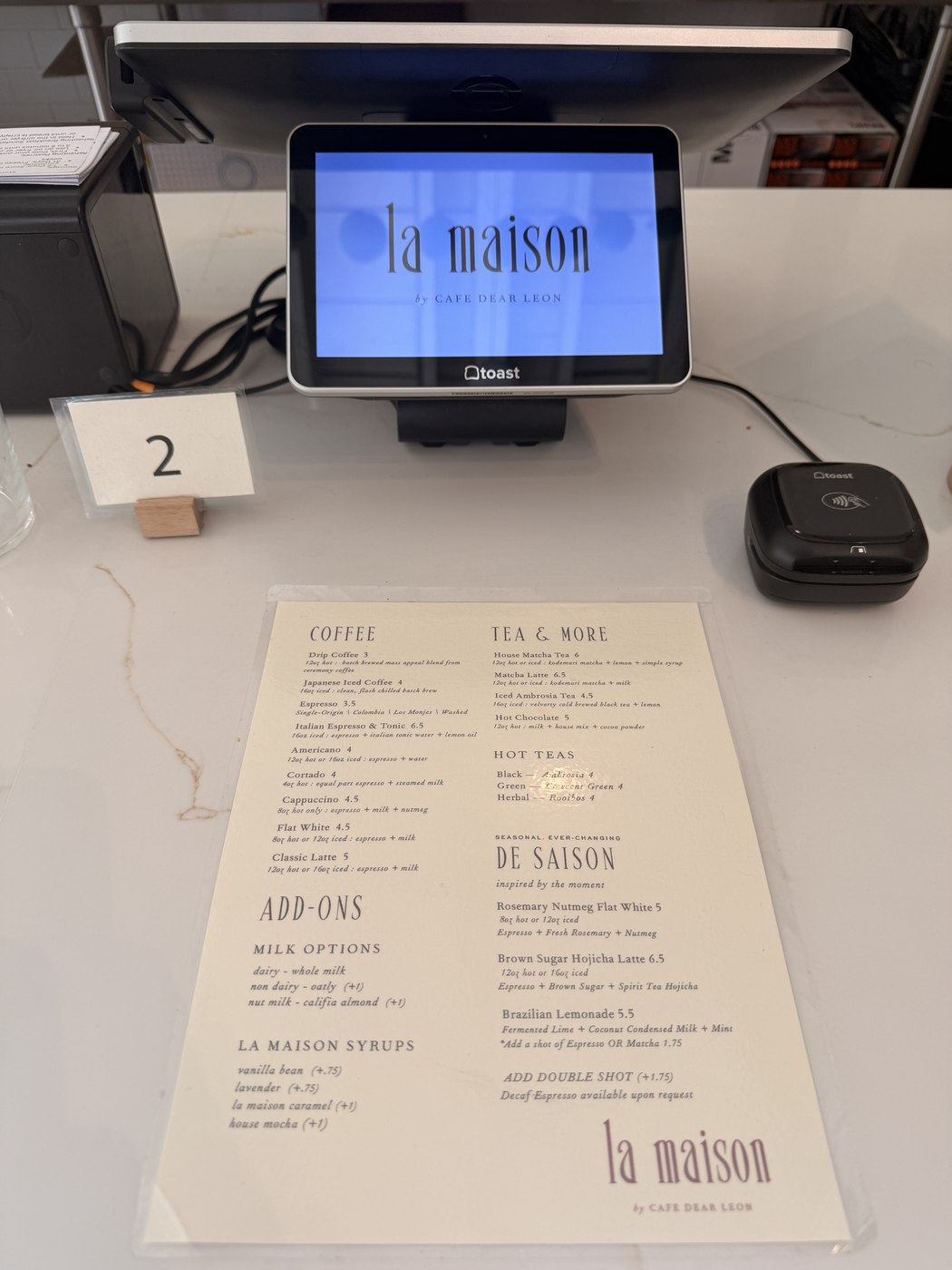 The menu: coffee, tea, and the seasonal De Saison list